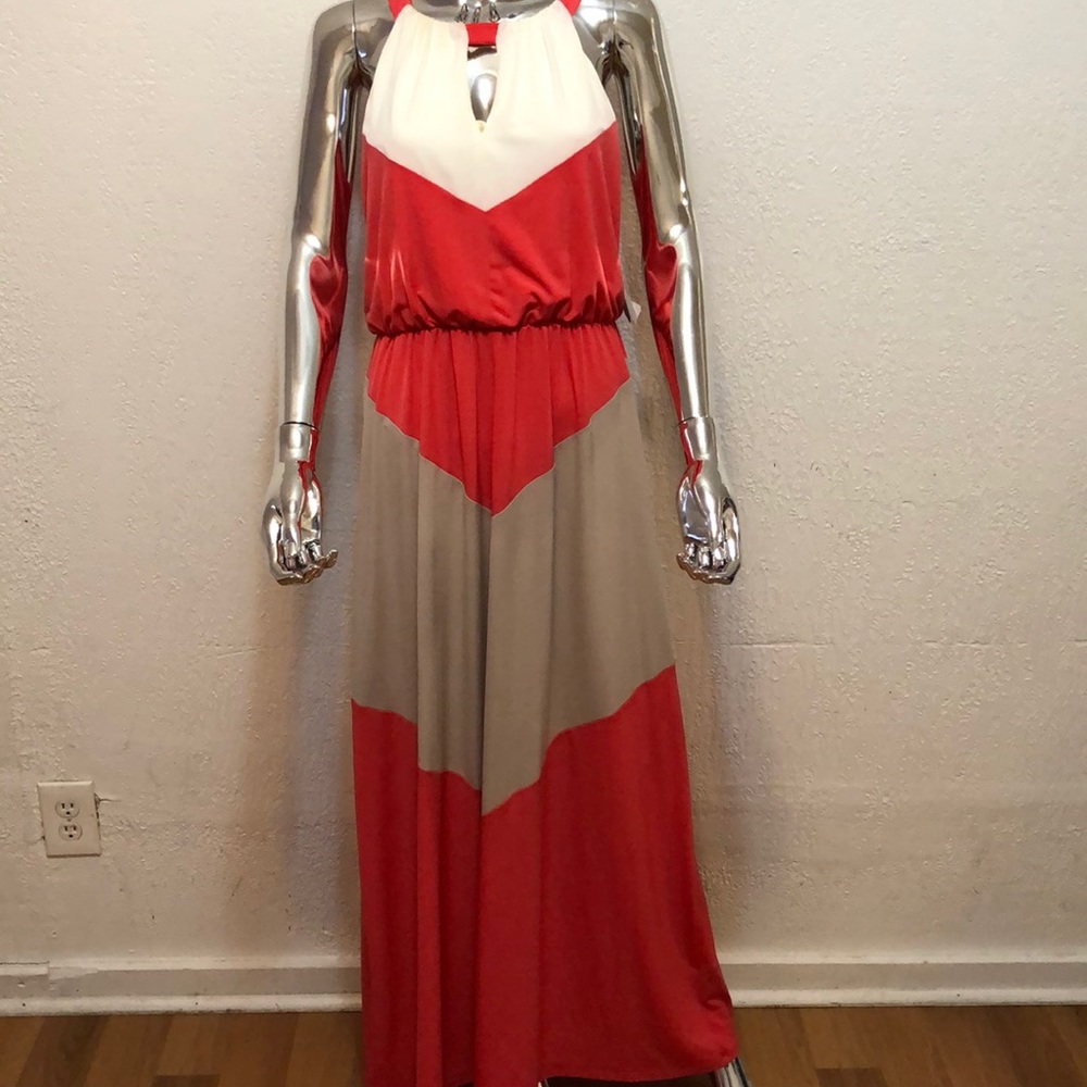 Absolutely gorgeous Vince Camuto dress❤️